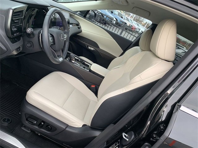 Used 2023 Lexus RX 350h 350h image 18