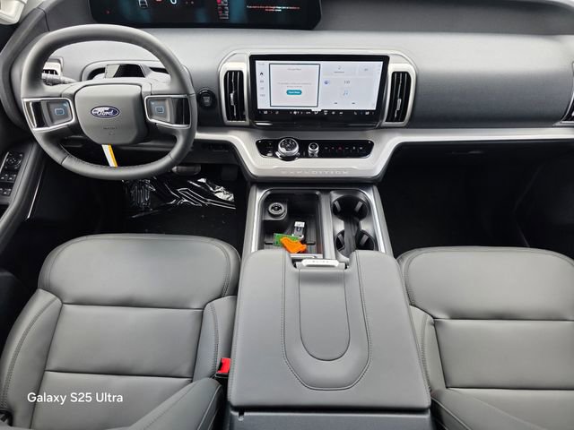 New 2026 Ford Expedition Max Active RWD image 14
