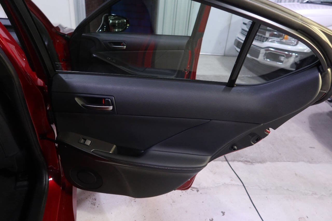 Used 2025 Lexus IS 350 F Sport RWD image 30