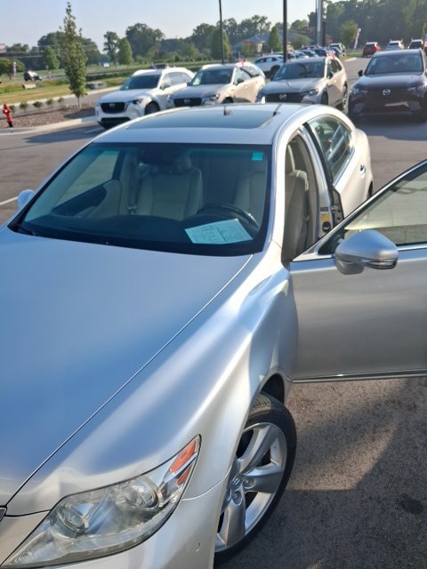 Used 2012 Lexus LS 460 L w/ Luxury Pkg RWD image 7