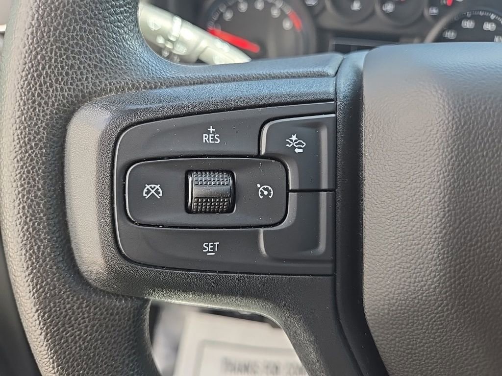 Used 2023 Chevrolet Silverado 1500 Custom image 21