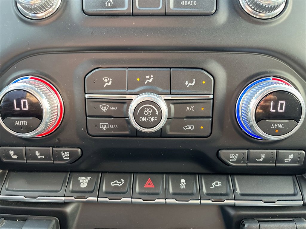 Used 2021 GMC Sierra 2500 SLT w/ SLT Convenience Package image 23