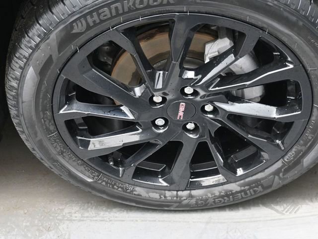 Used 2023 GMC Terrain SLE w/ Driver Convenience Package image 30