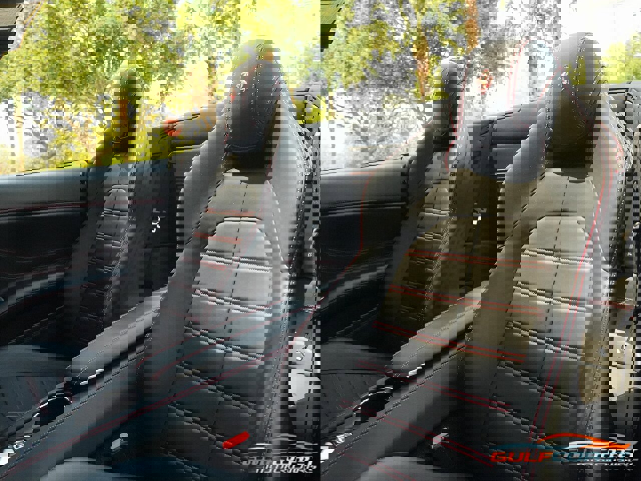 Used 2015 Ferrari California T image 22