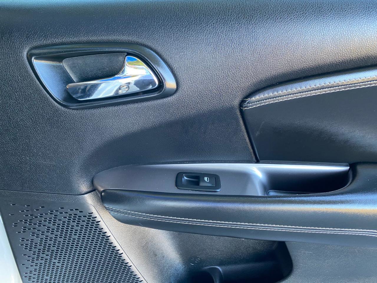 Used 2016 Dodge Journey Crossroad w/ Popular Equipment Group image 41