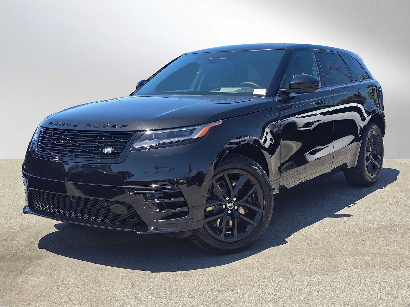 New 2026 Land Rover Range Rover Velar Dynamic SE