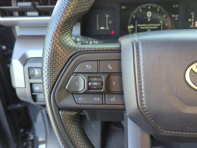 Certified 2025 Toyota Tacoma SR5 image 16