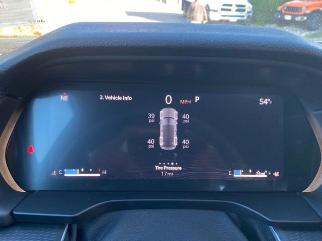 New 2025 Jeep Grand Cherokee Altitude AWD/4WD image 19