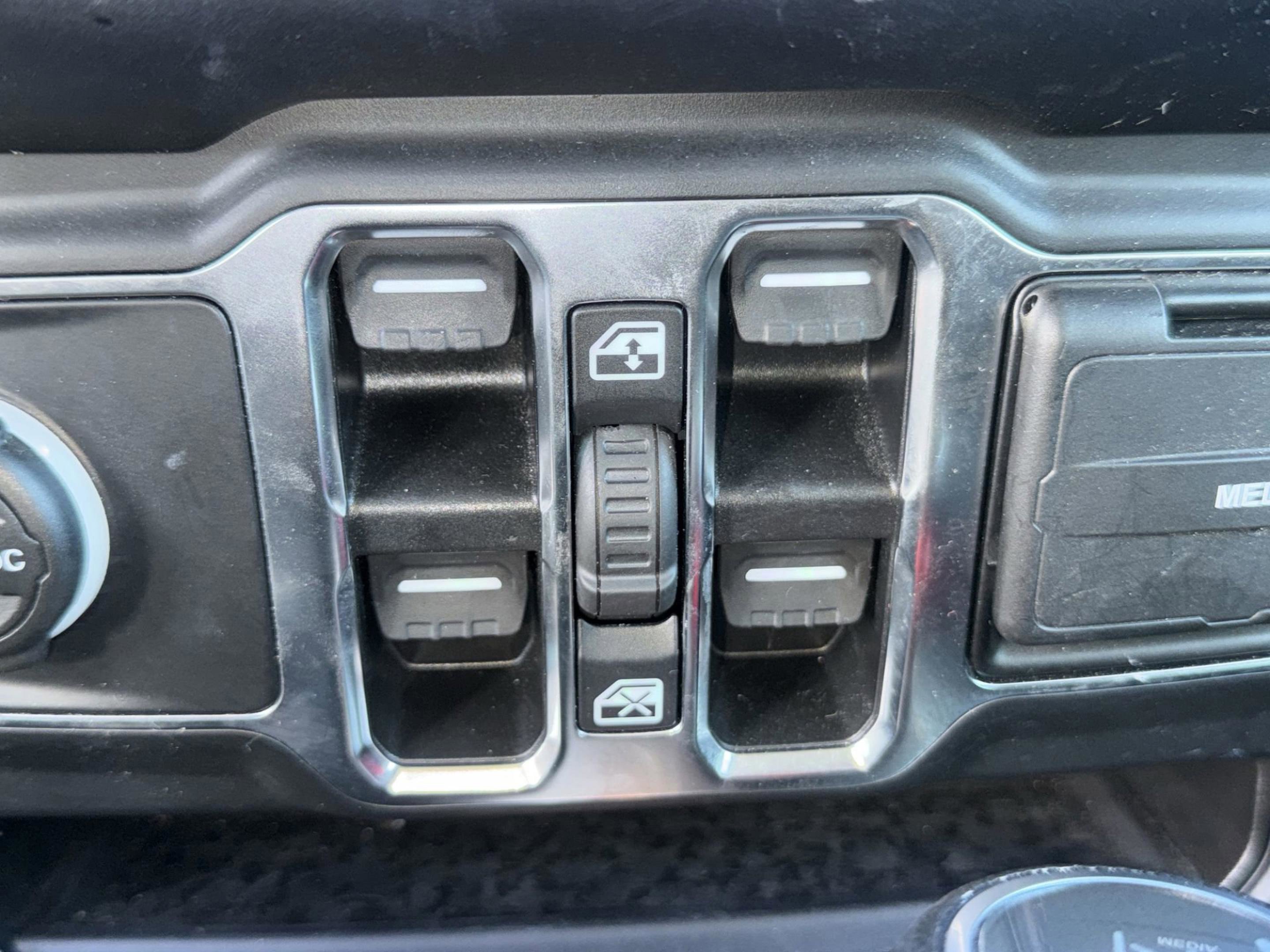 Used 2021 Jeep Wrangler Unlimited Sport image 12