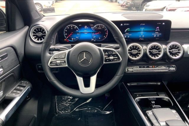 Certified 2023 Mercedes-Benz GLB 250 4MATIC image 4