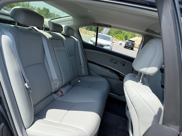 Used 2015 Acura RLX w/ Technology Package FWD image 31
