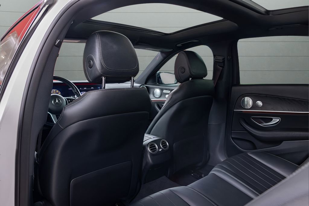 Used 2020 Mercedes-Benz E 350 Sedan image 56