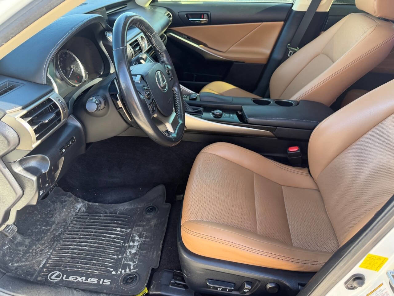 Used 2014 Lexus IS 250 Base 4dr Sedan w/ Navigation Package image 14