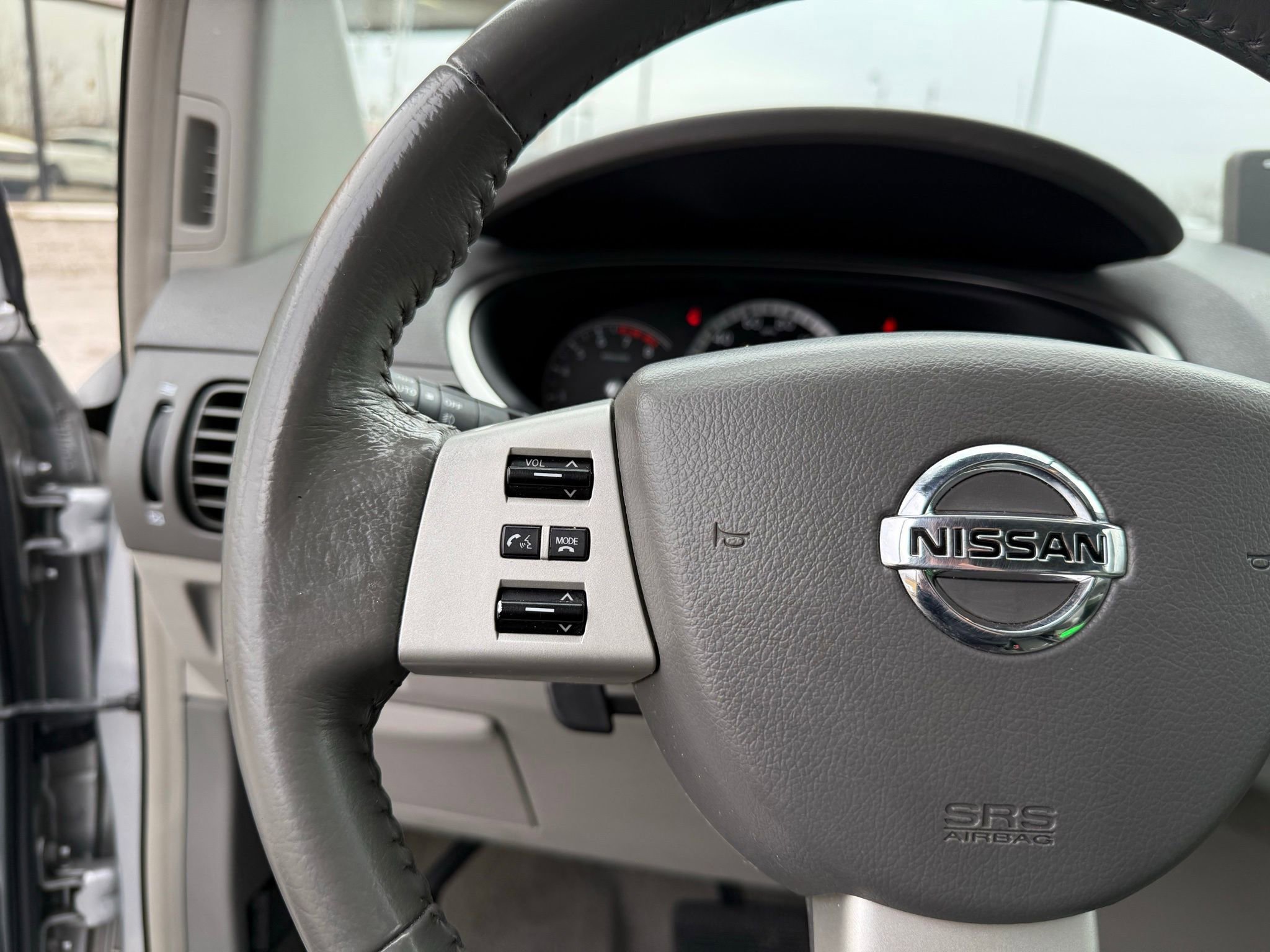 Used 2009 Nissan Quest SE w/ Seat Pkg image 61