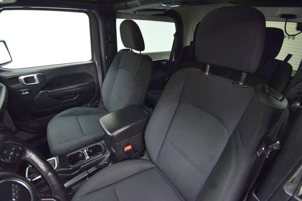 Used 2020 Jeep Wrangler Sport image 17