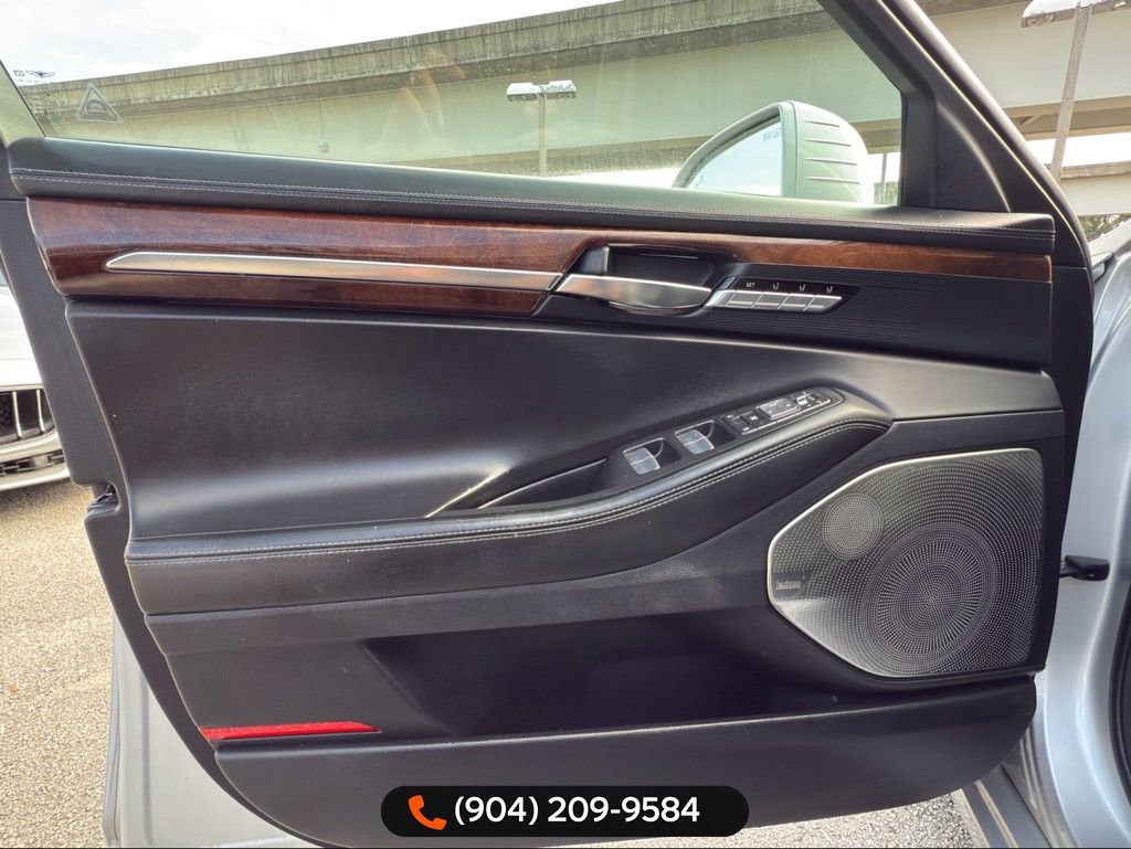 Used 2017 Genesis G90 5.0 Ultimate image 21