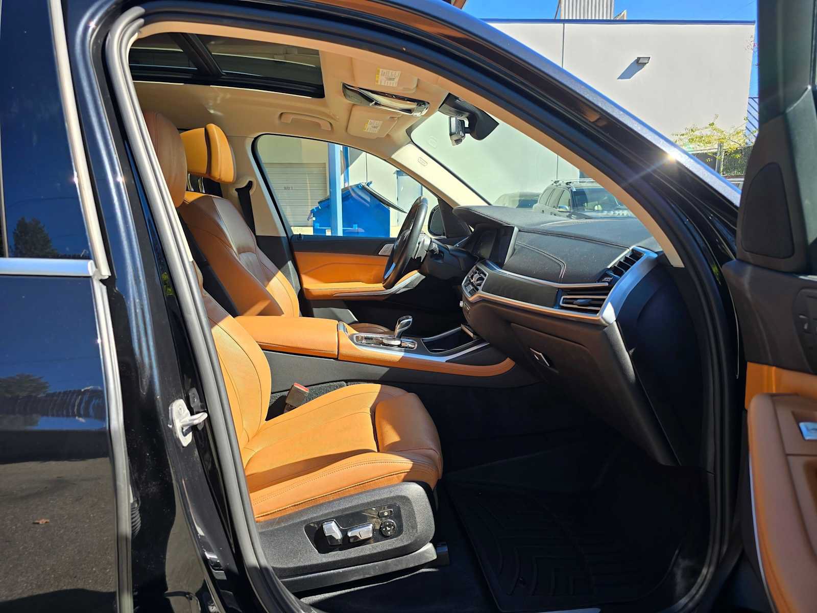 Used 2022 BMW X7 xDrive40i AWD/4WD image 11