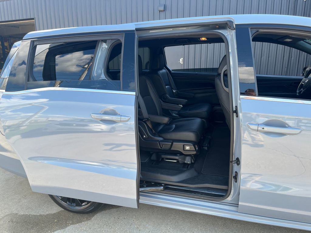 Used 2025 Honda Odyssey Sport-L image 30