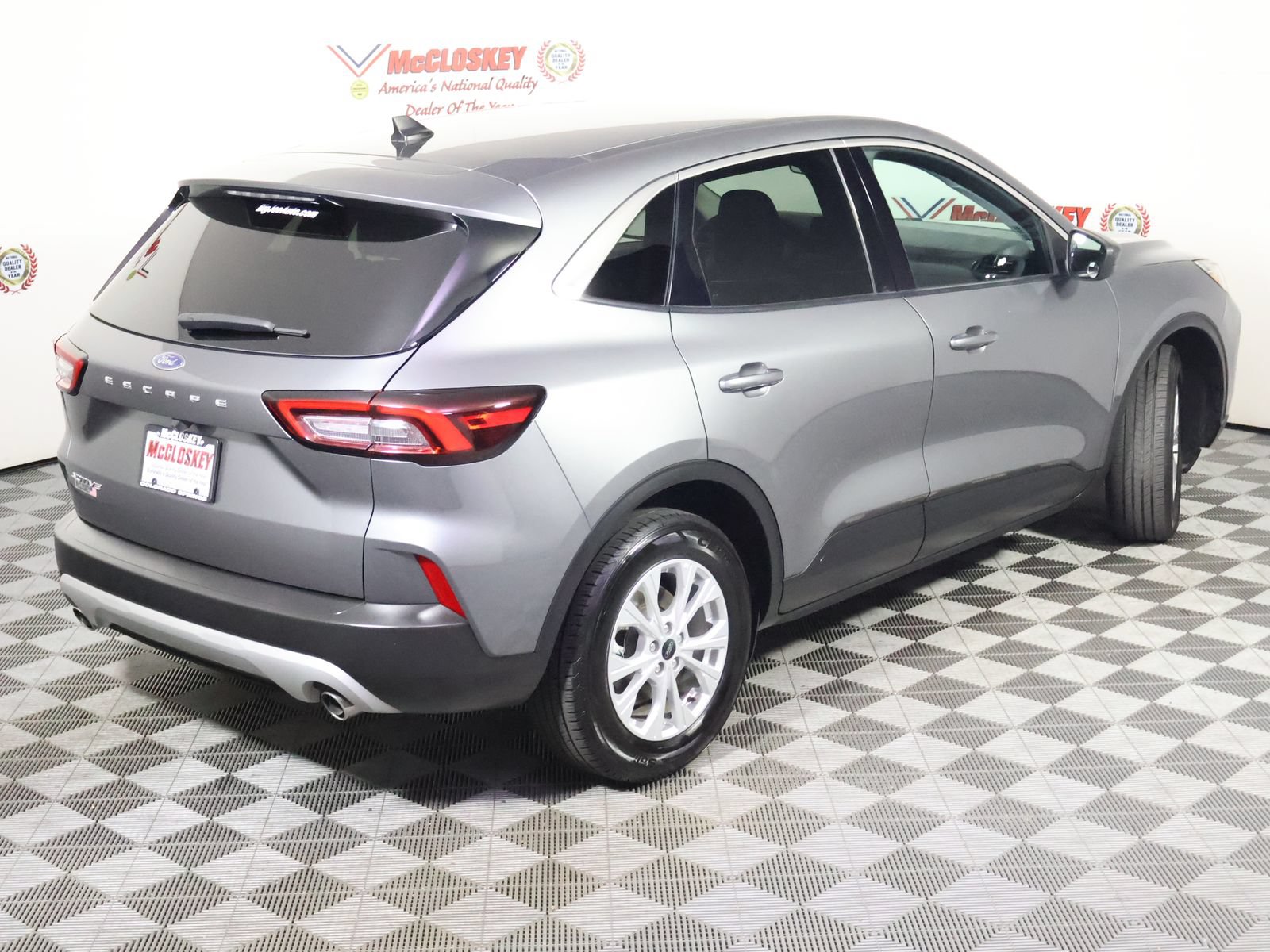 Used 2024 Ford Escape Active FWD image 4