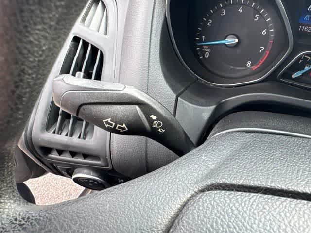 Used 2016 Ford Focus S FWD image 17