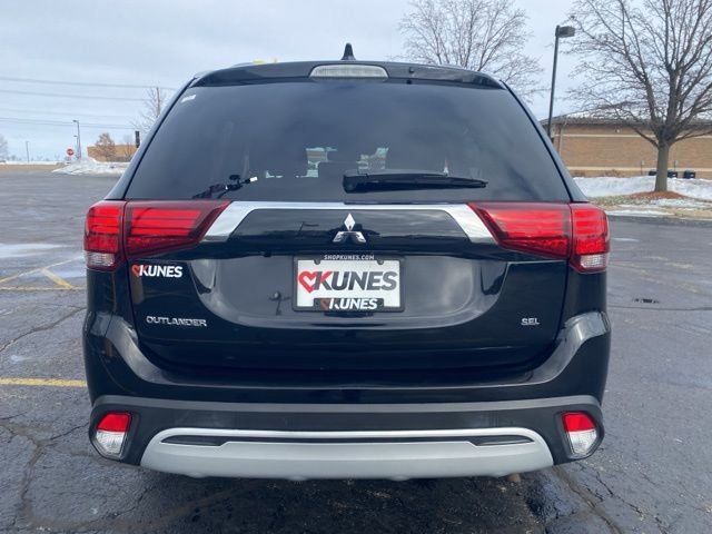 Used 2020 Mitsubishi Outlander SEL image 12