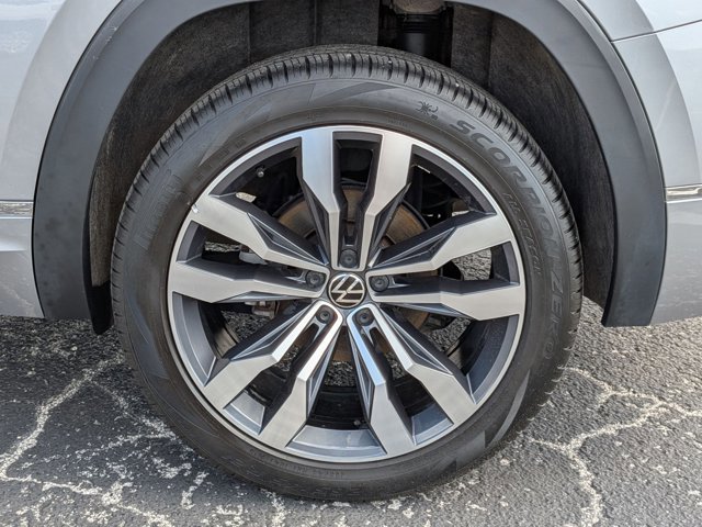 Used 2023 Volkswagen Atlas SEL Premium AWD/4WD image 24