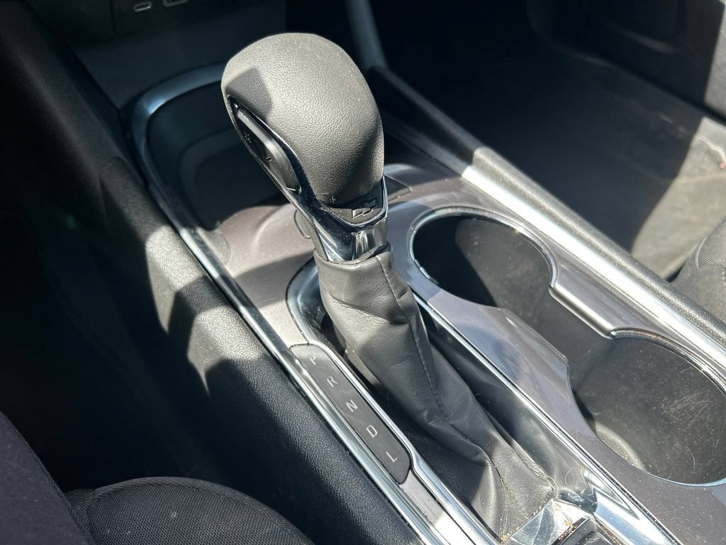 Used 2022 Chevrolet Malibu LT FWD image 27