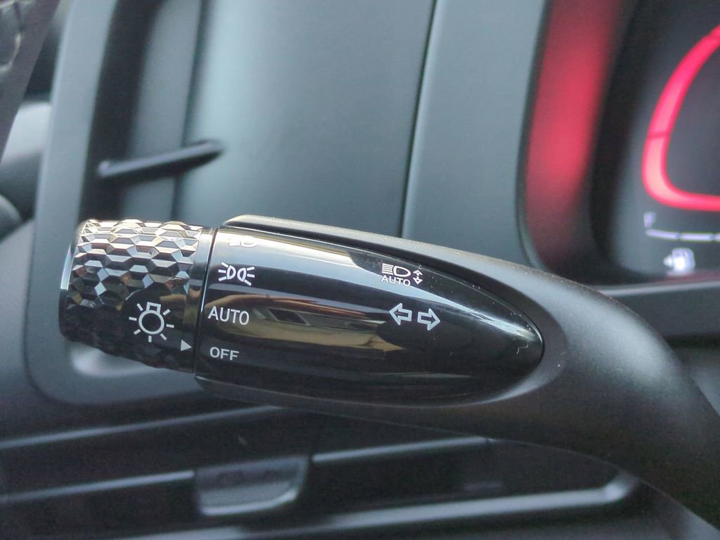 New 2026 Hyundai Elantra SEL Sport image 27