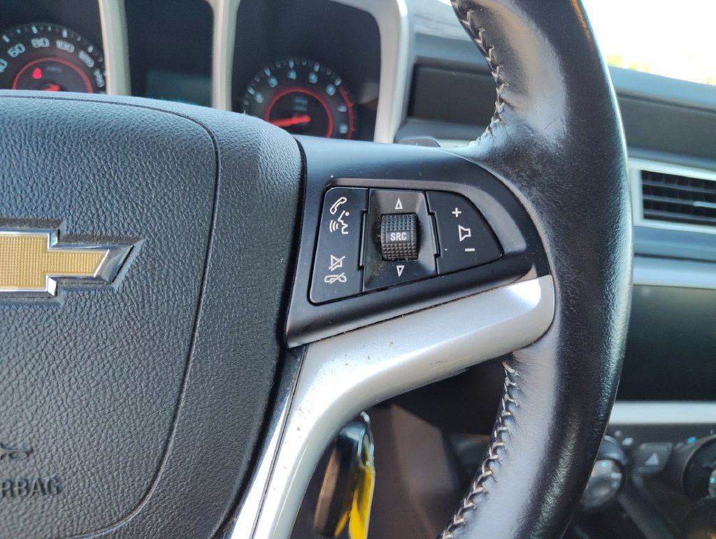 Used 2015 Chevrolet Camaro SS RWD image 16