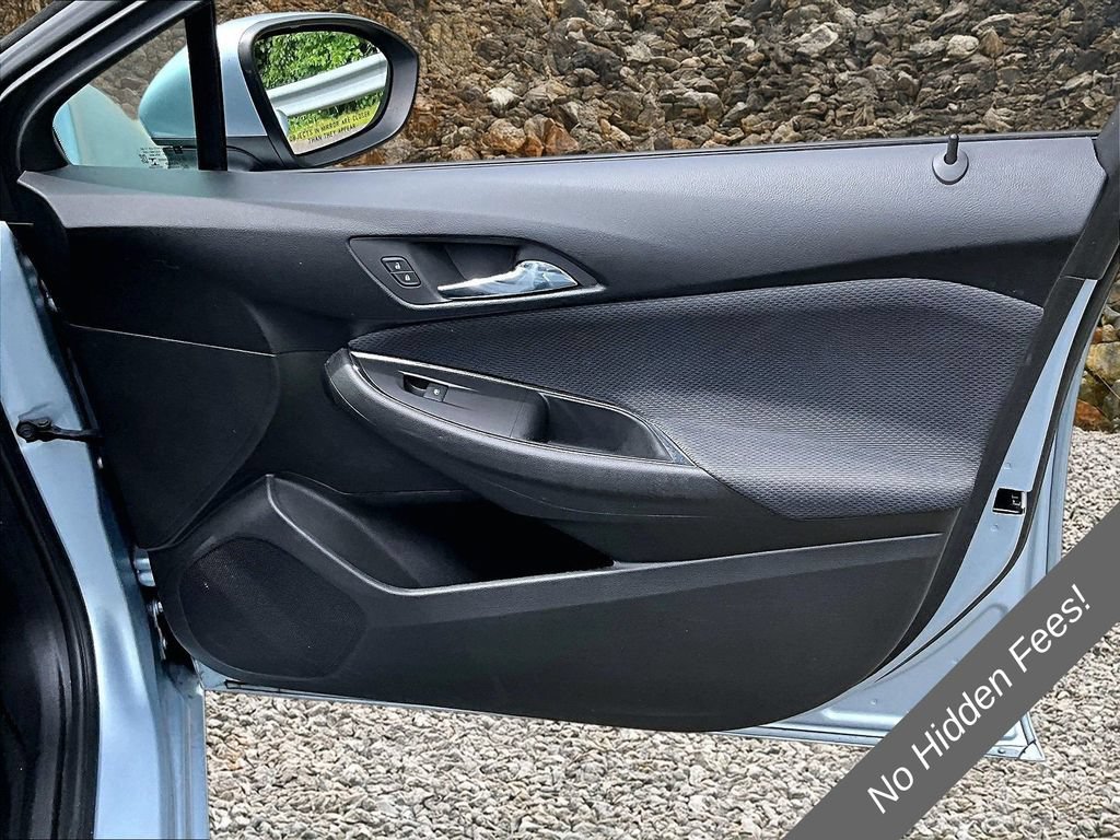 Used 2018 Chevrolet Cruze LS FWD image 15