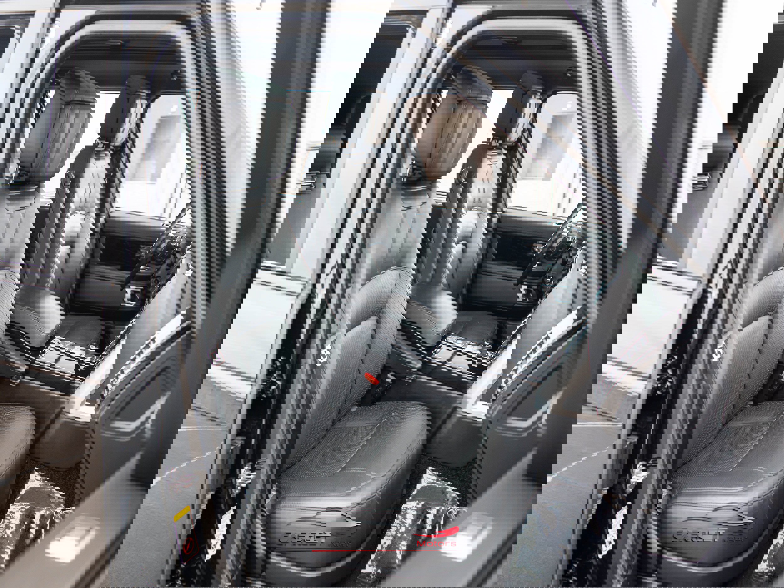 Used 2020 Land Rover Range Rover Long Wheelbase HSE image 14