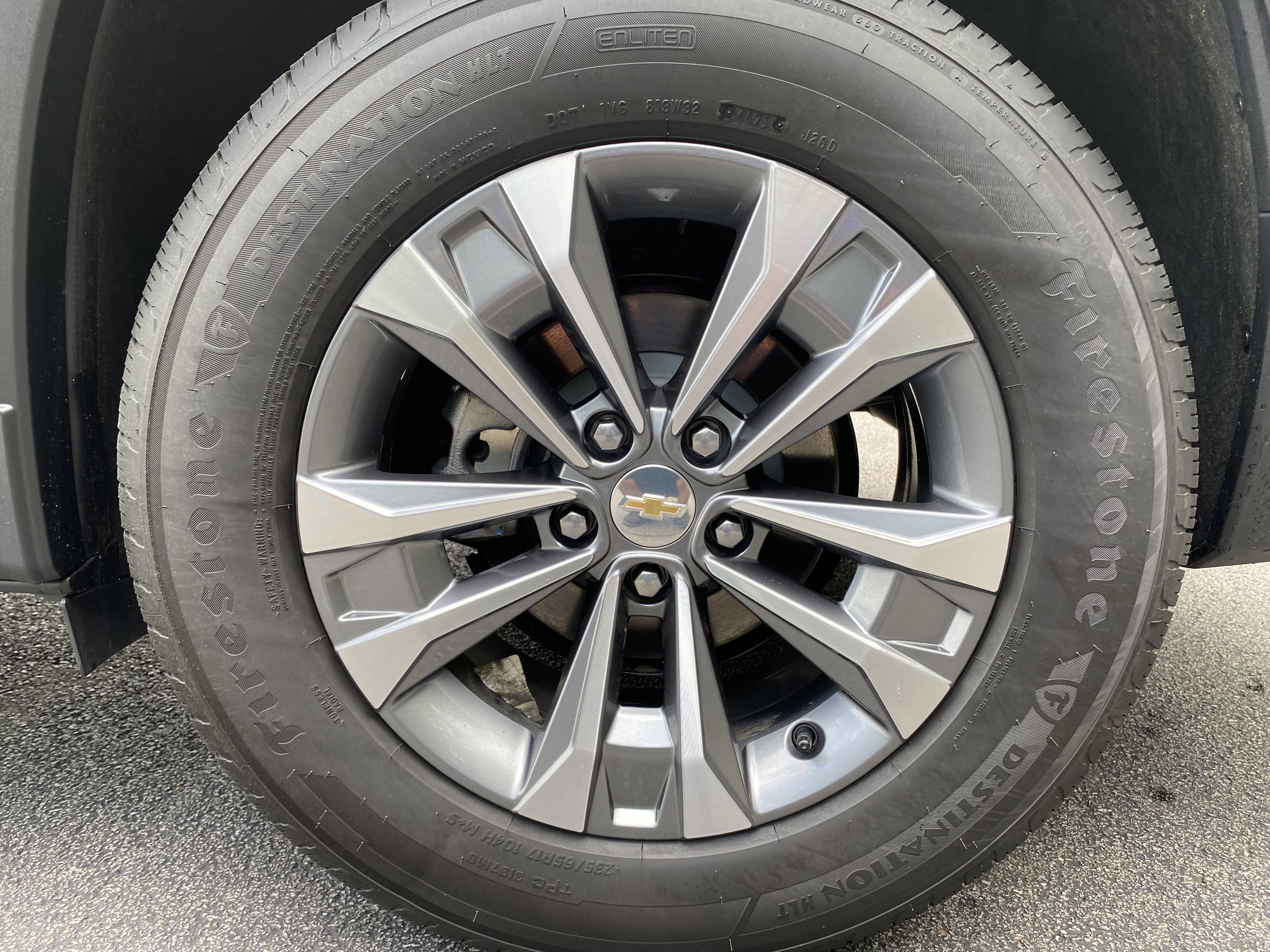 Used 2026 Chevrolet Equinox LT w/ Convenience Package II FWD image 43