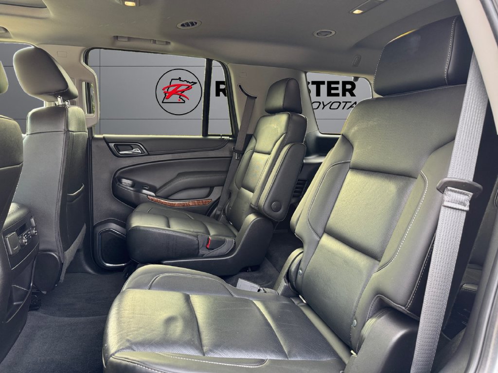 Used 2019 Chevrolet Tahoe Premier w/ RST 6.2L Performance Edition AWD/4WD image 18