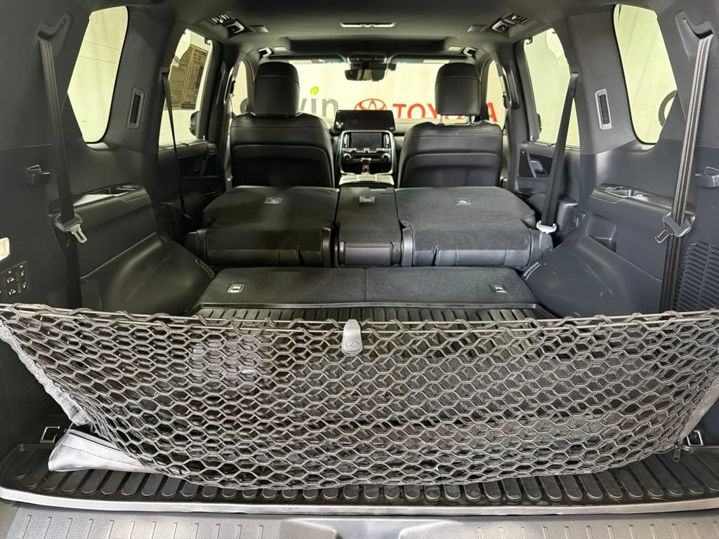 Used 2024 Lexus LX 600 4WD w/ Luxury Package image 17