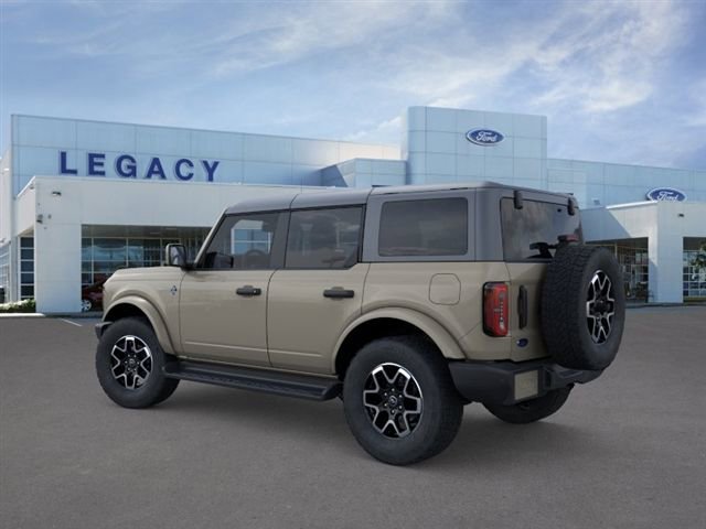 New 2026 Ford Bronco Outer Banks image 4