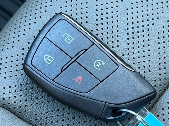 New 2026 Chevrolet Colorado ZR2 w/ Technology Package AWD/4WD image 36