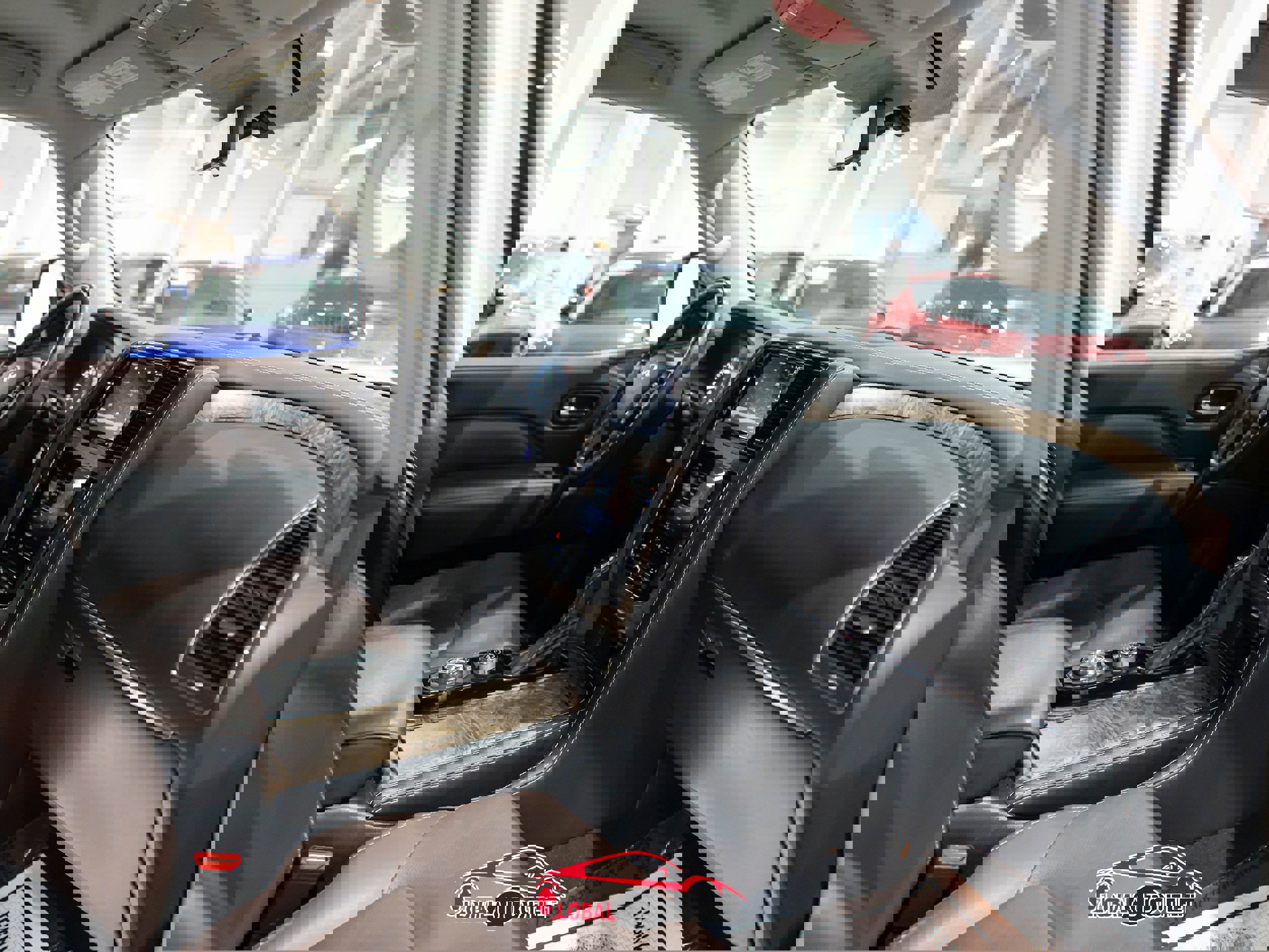 Used 2021 INFINITI QX80 Premium Select w/ All-Season Package image 15