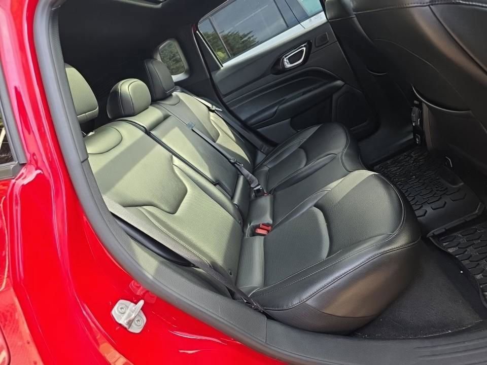 Used 2023 Jeep Compass High Altitude AWD/4WD image 14