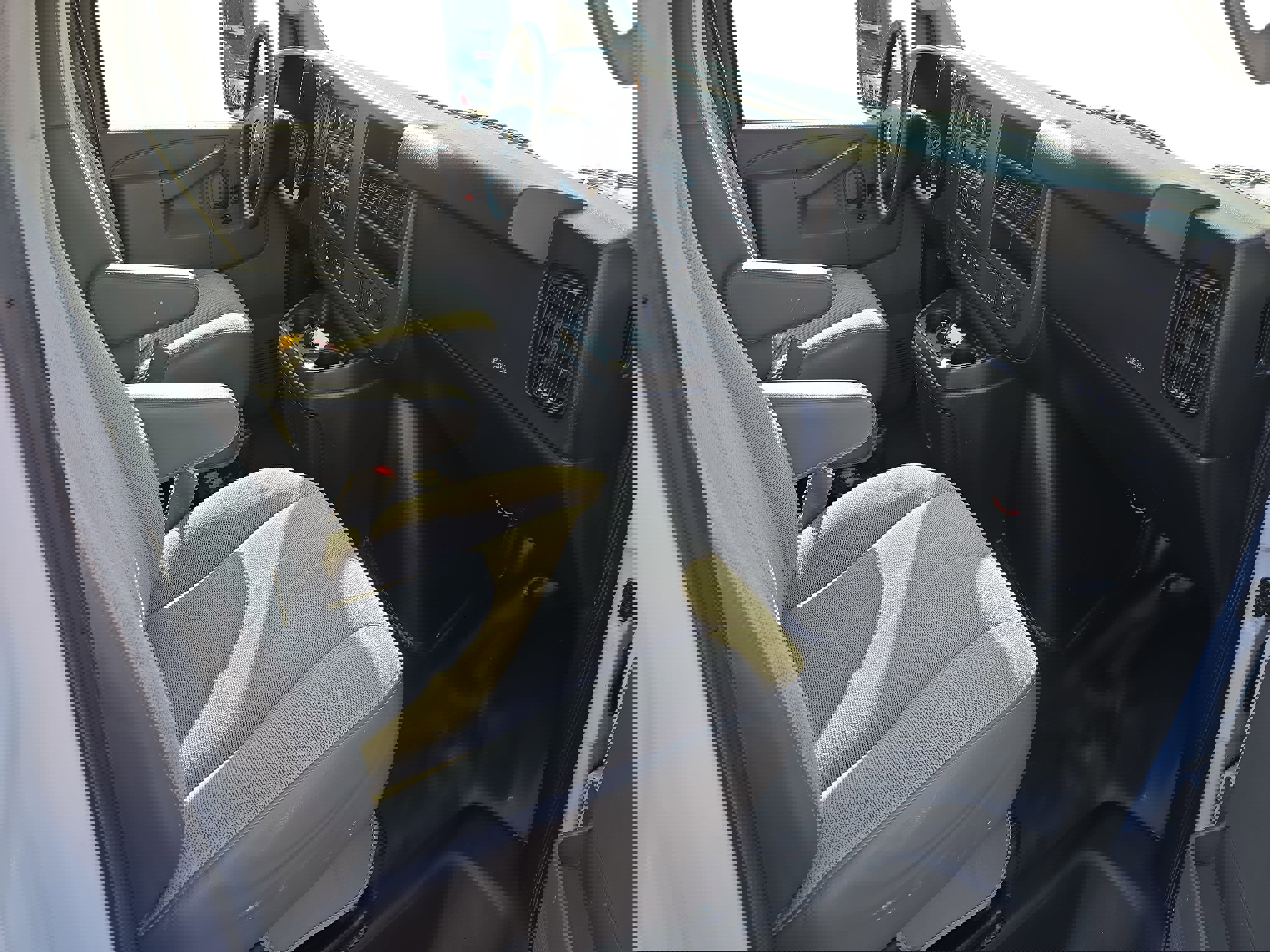 Used 2018 Chevrolet Express 3500 w/ Power Convenience Package image 9