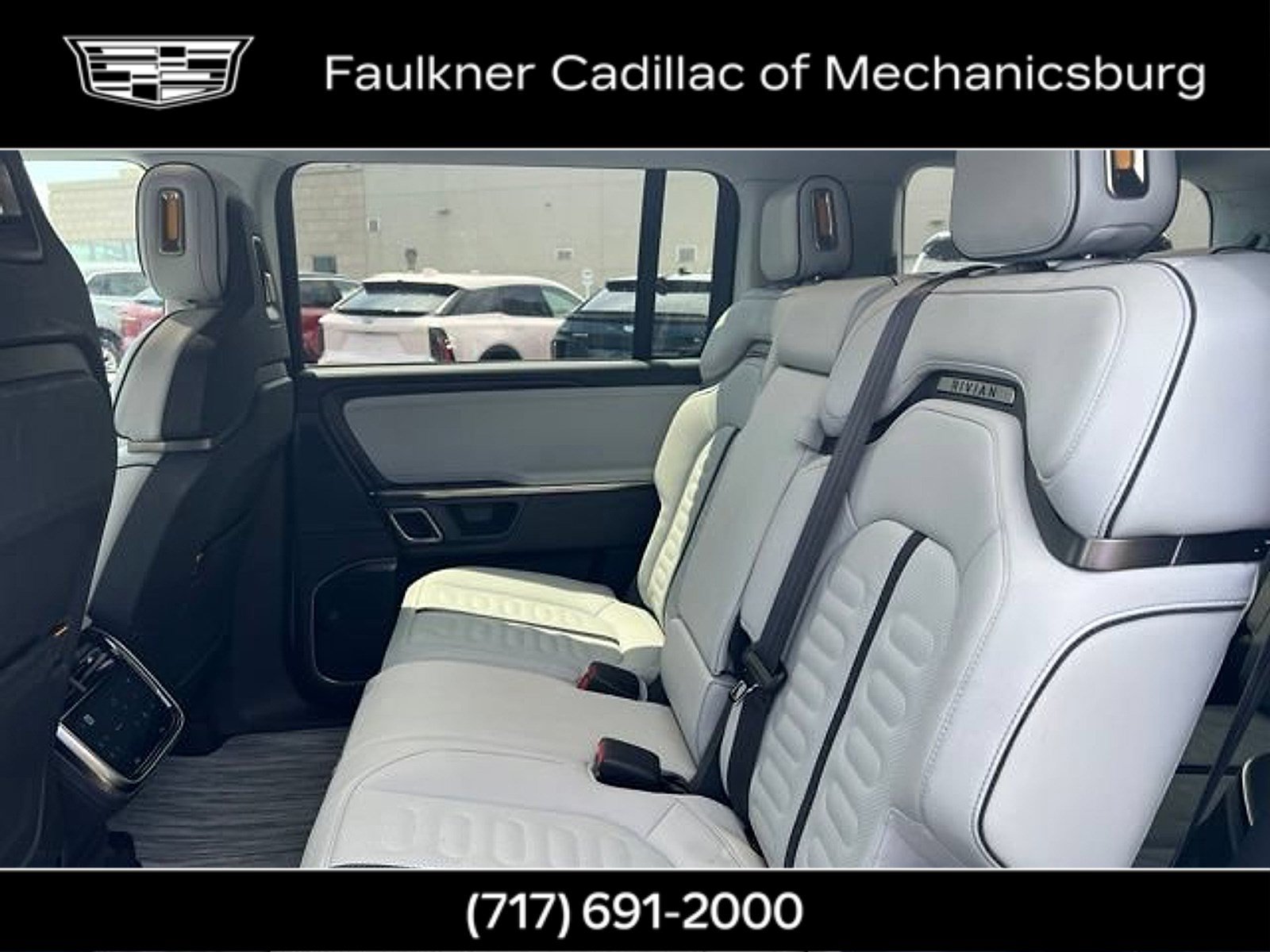 Used 2023 Rivian R1S Launch Edition AWD/4WD image 17