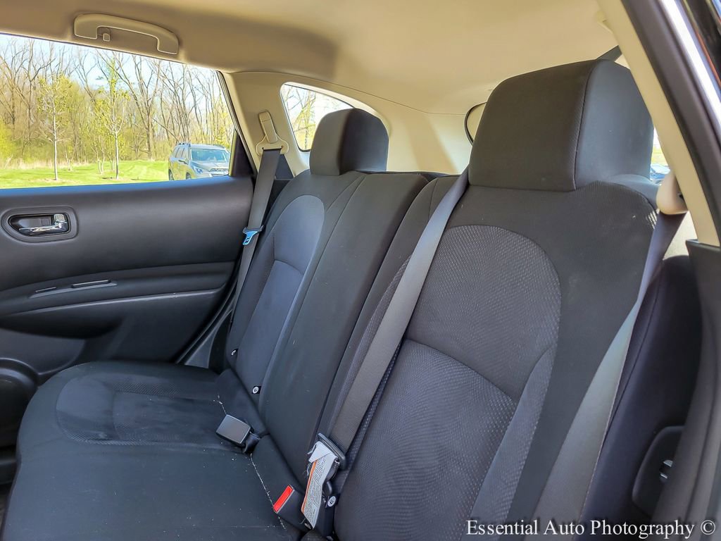 Used 2015 Nissan Rogue S w/ Convenience Package image 10