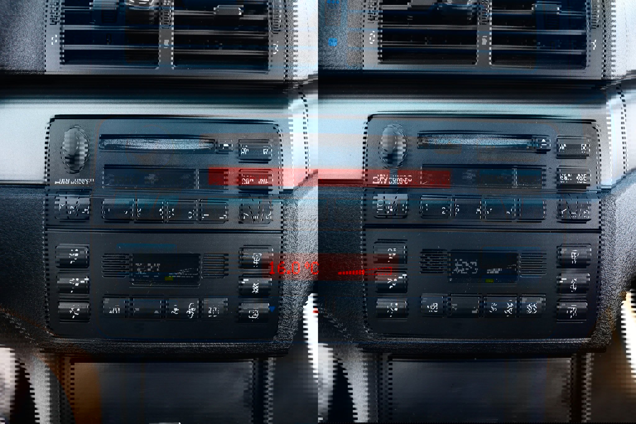 Used 2002 BMW M3 Coupe image 39