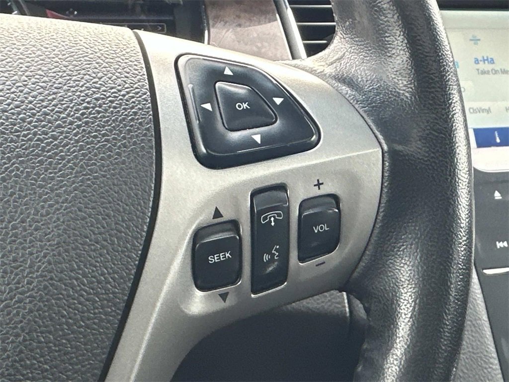 Used 2016 Ford Taurus Limited image 23