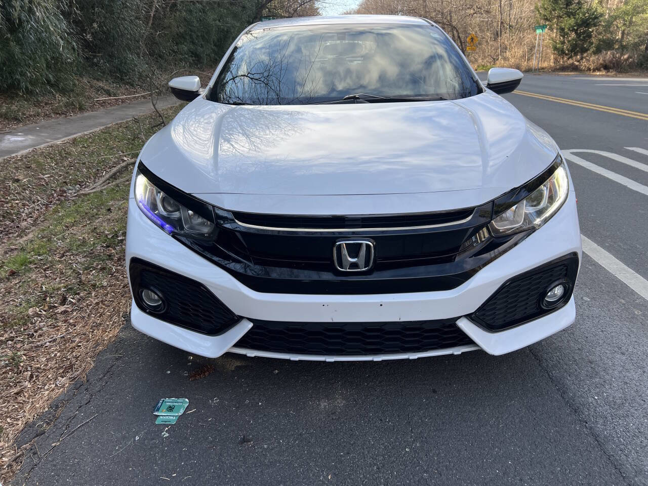 Used 2017 Honda Civic Sport image 2