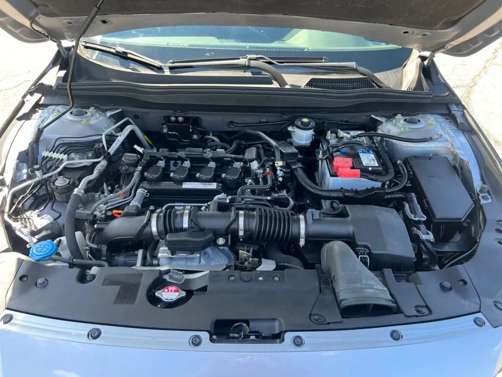 Used 2018 Honda Accord LX image 31