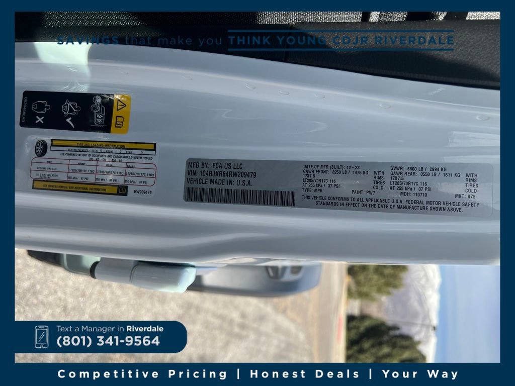 Used 2024 Jeep Wrangler Unlimited Rubicon 4xe w/ Convenience Group image 29