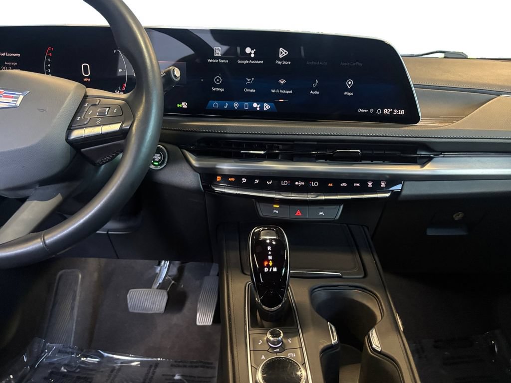 Used 2024 Cadillac XT4 Premium Luxury AWD/4WD image 11