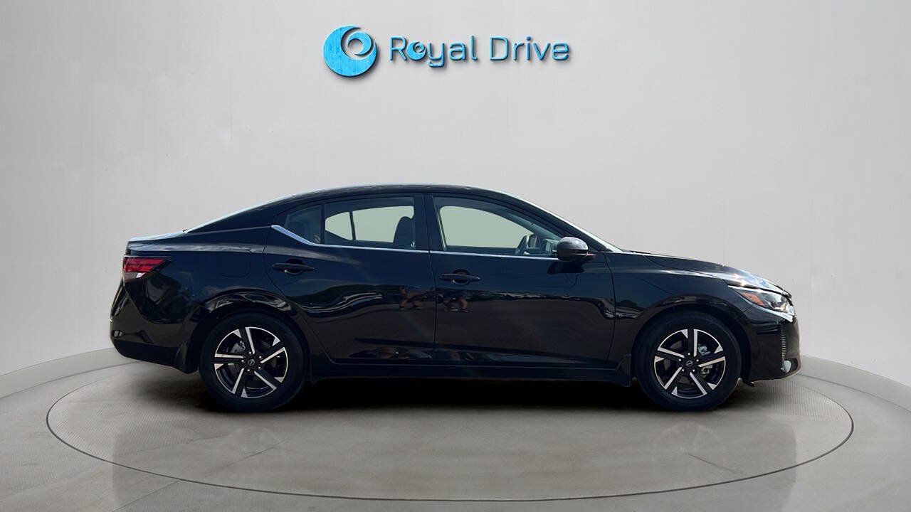 Used 2025 Nissan Sentra SV w/ All-Weather Package FWD image 7