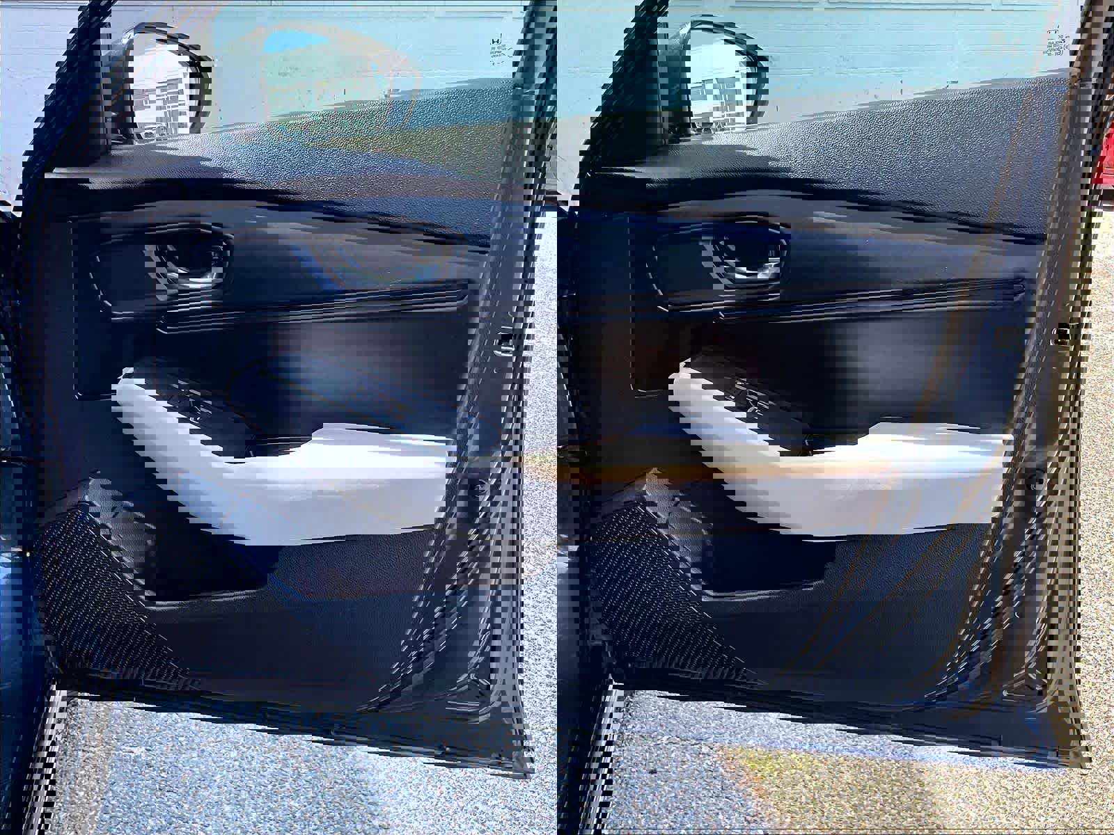 Used 2023 Honda Accord EX-L image 12