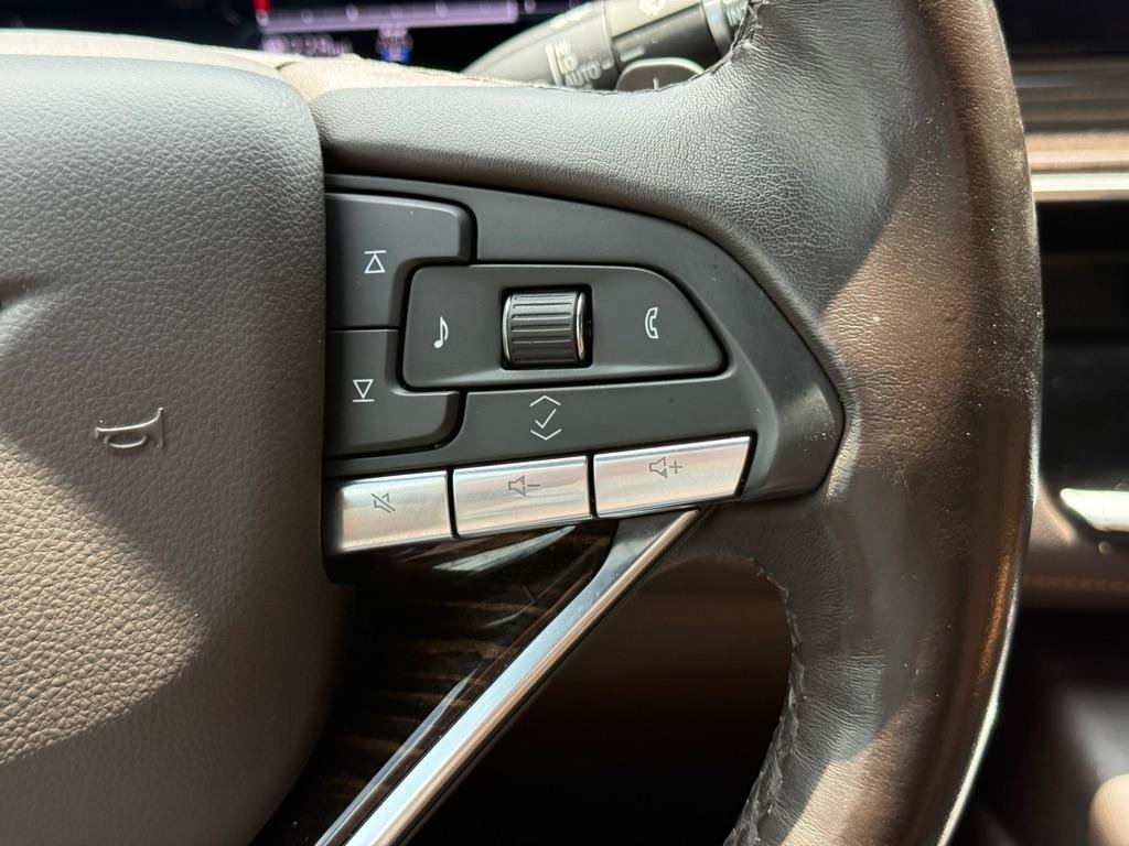 Used 2022 Cadillac Escalade ESV Sport w/ Touring Package AWD/4WD image 23